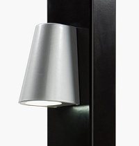 Купить Элегантное LED-освещение Locinox (Бельгия) TRICONE для ворот, цвета zilver и 9005 (черный) в Апшеронске